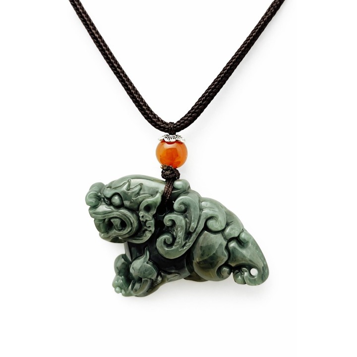 Pendentif Pixiu en Jade – Protection & Prospérité