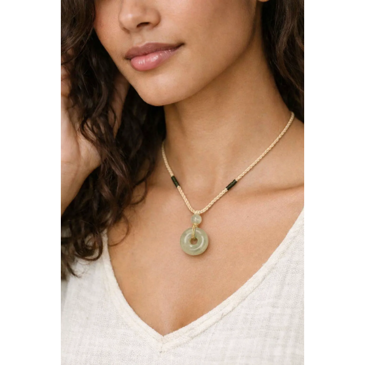 Pendentif Jade Bi Disc avec Cordon Tressé Traditionnel