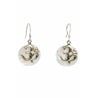 Boucles d’Oreilles Om en Nacre & Argent
